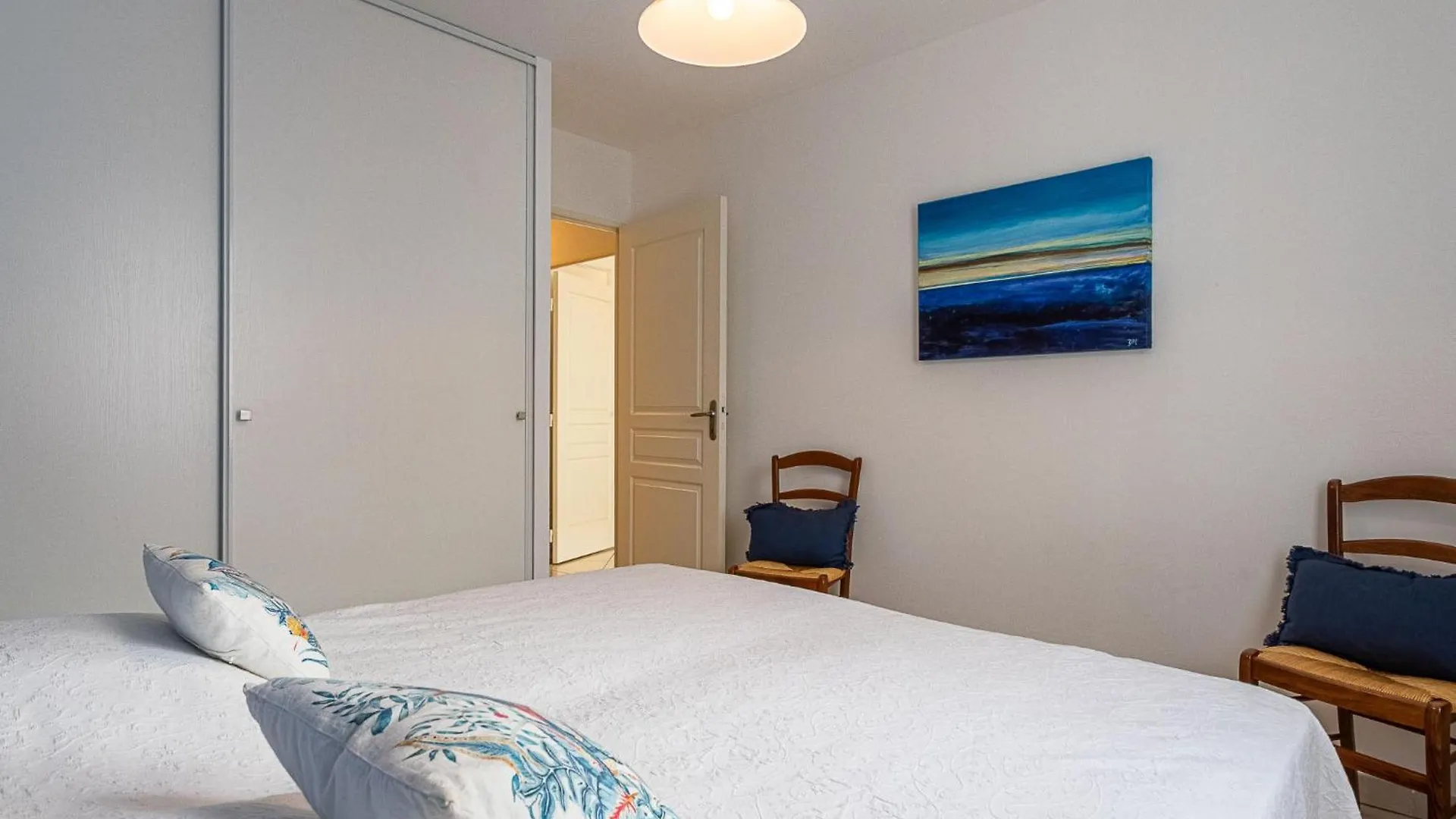 Apartment Cote Port By Interhome Hyeres